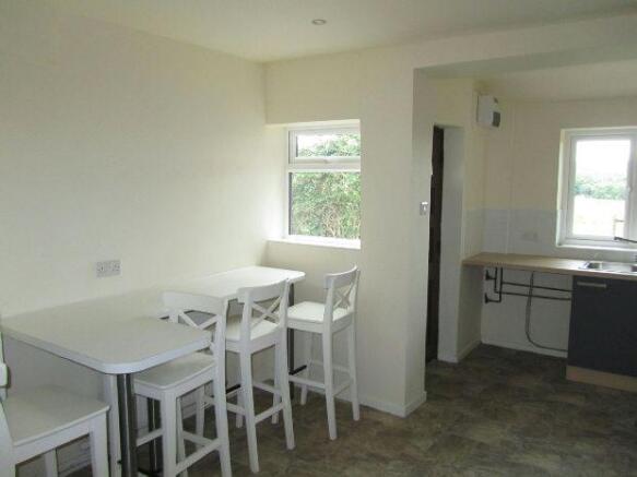 DINING KITCHEN PHOTO