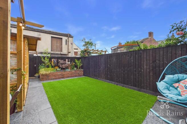 4 bed End of Terrace for sale Image 9
