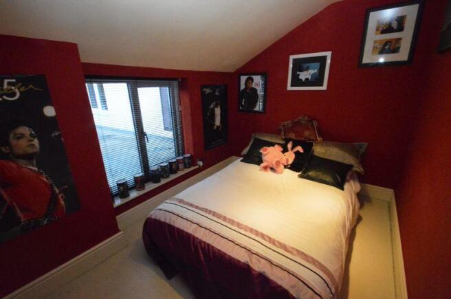 BEDROOM FIVE