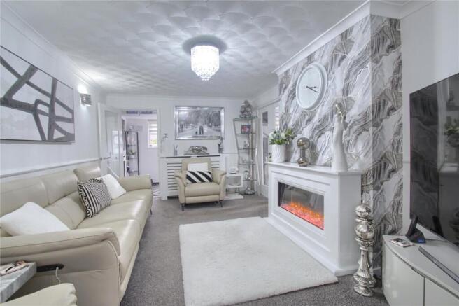 3 bed Semi-Detached for sale Image 5