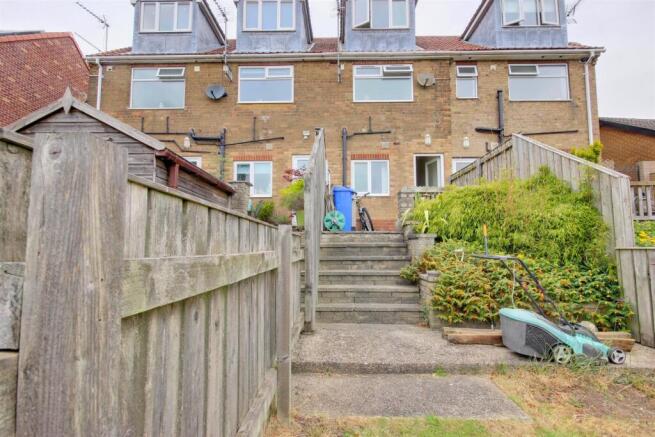 2 bed Terraced for sale Image 8