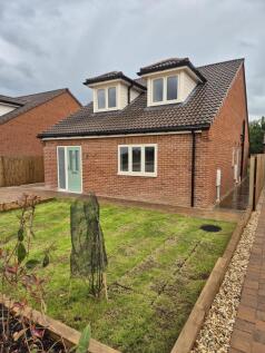 Durham Grove, Retford, Nottinghamshire, DN22 6ST