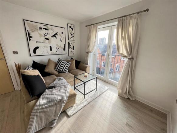 Kitchen/Dining/Lounge