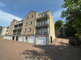 Apartment 5, Heatherdene, Darcey Hey Lane, Halifax HX2 7AE