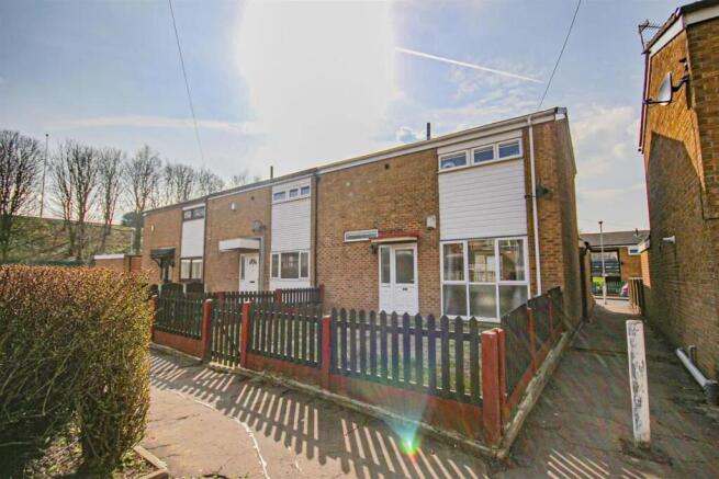 Front Outside - 33 Perth Str.jpeg