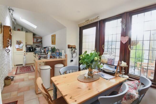 Kitchen/Breakfast Room