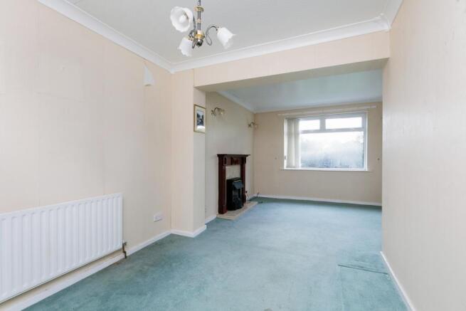 Dining/ Family Room