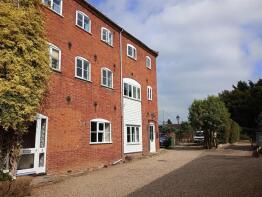 5, Keeleys Yard, Harleston IP20 9BQ