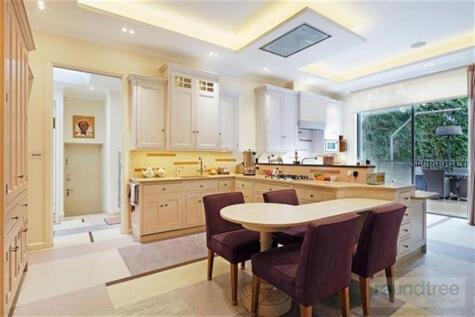 Goodyers Gardens, Hendon NW4