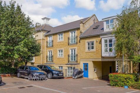 Kingfisher Drive, Waterstone Park, Kent
