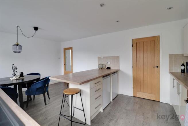 3 bed Detached for sale Image 5