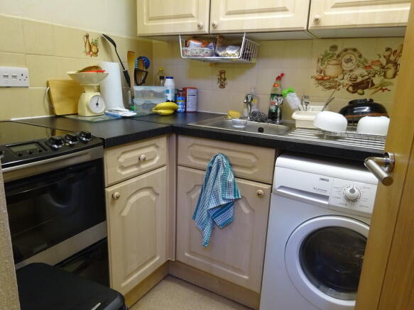 Photo 3