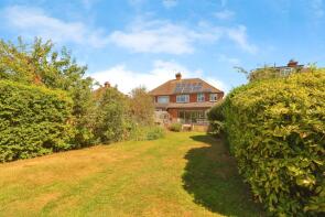 52, Broughton Avenue, Aylesbury HP20 1NH