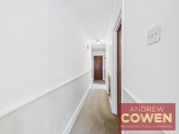 2 bed Apartment for sale Image 10