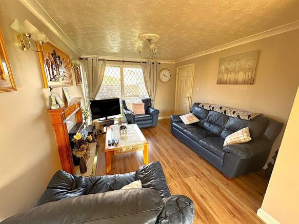 thumbnail_image2 (1).jpg