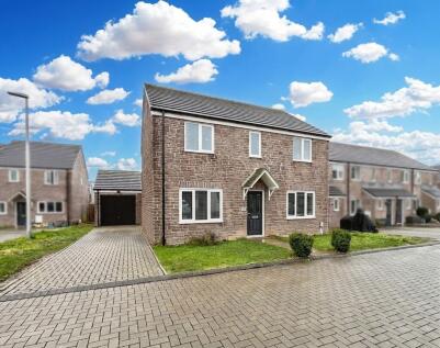 84 Plasnewydd Walk, Llantwit Major, CF61 2YZ