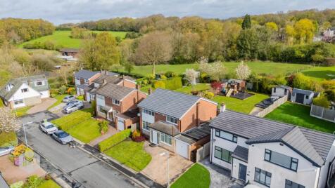 Broadway, Atherton, M46