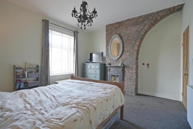 2 bed Terraced for sale Image 11