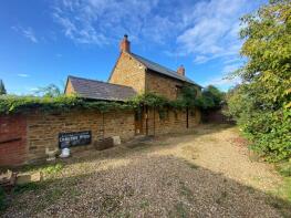 31 Wheelpits Cottage, West End, Northampton NN7 3PF