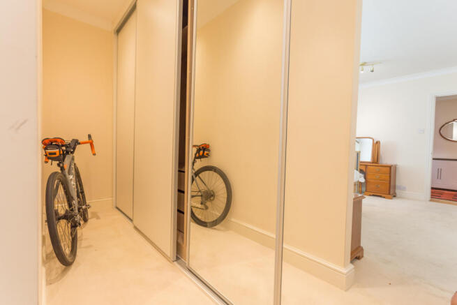 Walk in wardrobe