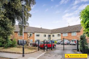 6, Roseville, The Green, London N21 3NJ