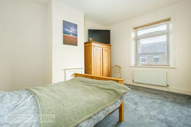 2 bed Detached for sale Image 9