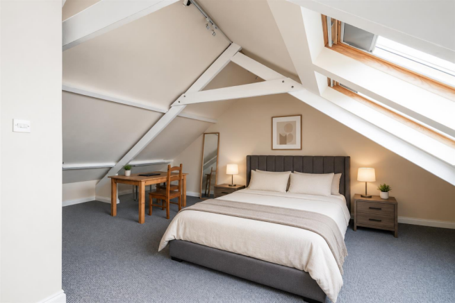 Flat 4, 137 Durnford Street Loft as bedroom.png