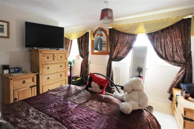 BEDROOM No. 1