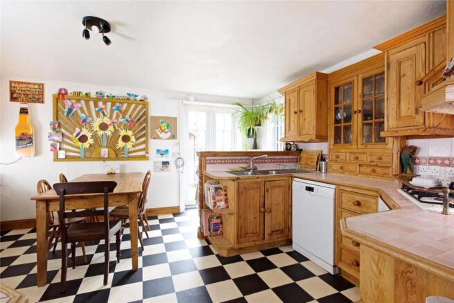 Kitchen/Breakfast
