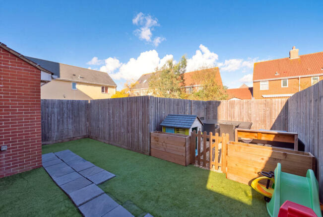 Dormeads View, Weston-Super-Mare - SUPERB 3 BED SEMI photo 4