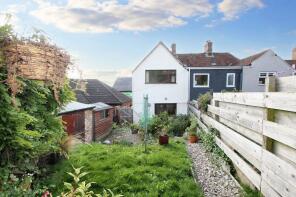 1, Goodlands Cottages, Wiveliscombe Road, Norton Fitzwarren, Taunton TA2 6RA