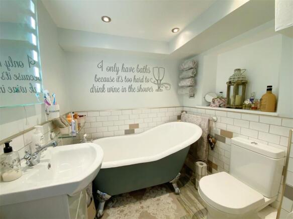 Ground Floor Bathroom.jpg