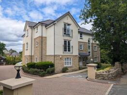 Flat 3, 6 Peploe House, Nab Lane, Shipley BD18 4EH
