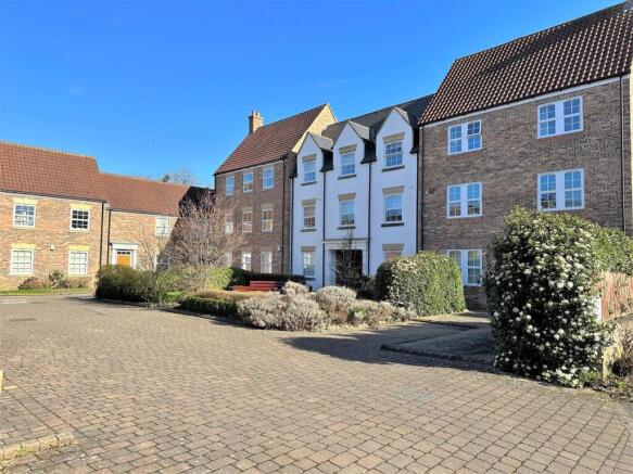 1 bed Flat for sale Image 12
