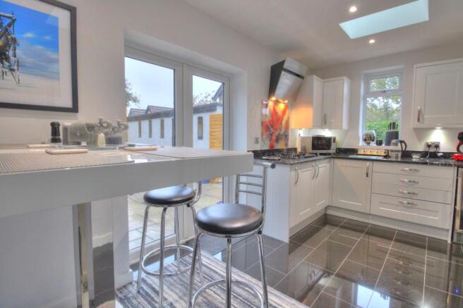 Kitchen 4