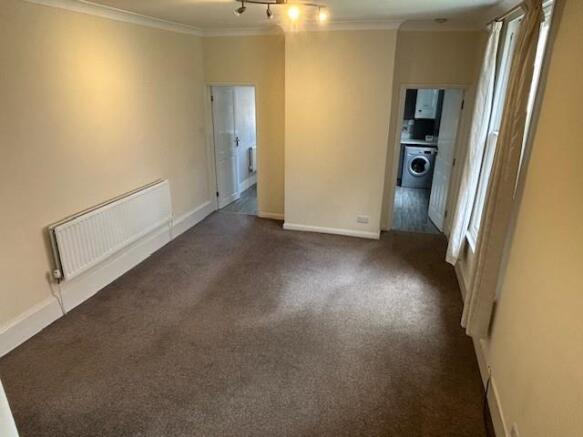 lounge 1.jpg