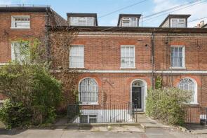 Flat A, 22, Russell Street, Reading RG1 7XF