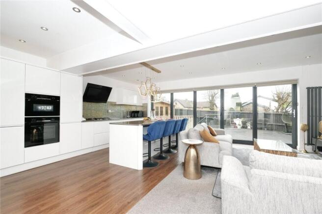 3 bed Detached for sale Image 7