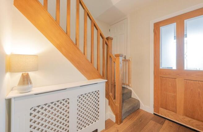 Meadow Close, Leamington Spa, Warwickshire, CV32 photo 4