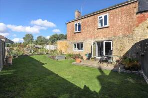 4, Mill Lane, Stoke Bruerne NN12 7SH