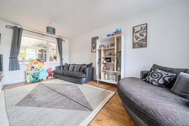 Lucas Way, Shefford, SG17 photo 4