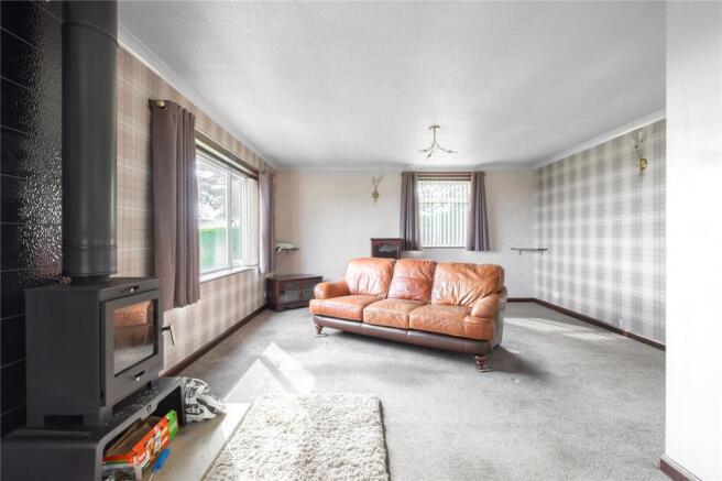3 bed Bungalow for sale Image 6