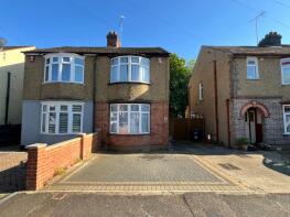 15, Sunridge Avenue, Luton LU2 7JL