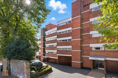 Southwood Lawn Road, Highgate Village, London N6