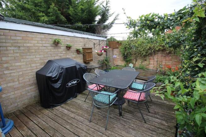 52 Primrose Close (14).JPG