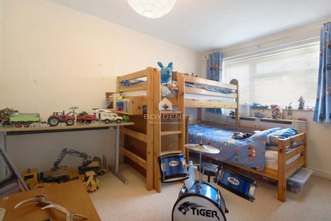 Photo 19