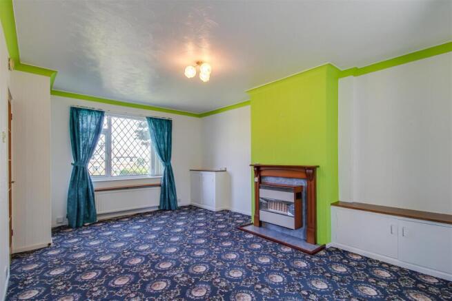 3 bed Semi-Detached for sale Image 4