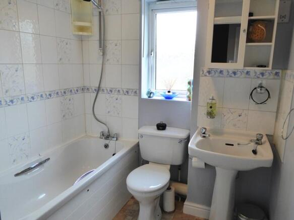 Photo 10
