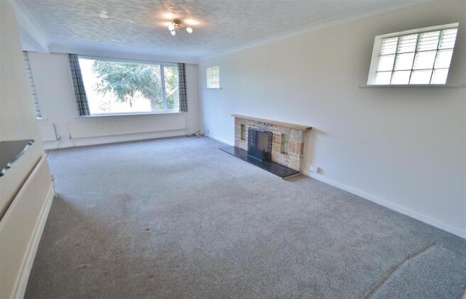 Point Clear Road, St. Osyth, photo 4