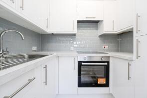 37, Goldsmere Court, Fentiman Way, Hornchurch RM11 3XY